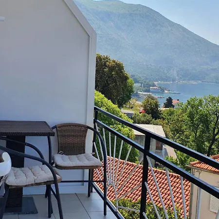 Apartments Lonza Mlini Exterior photo