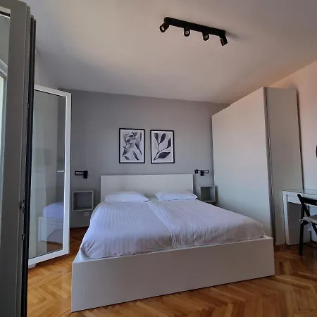 Apartments Lonza Mlini Exterior photo