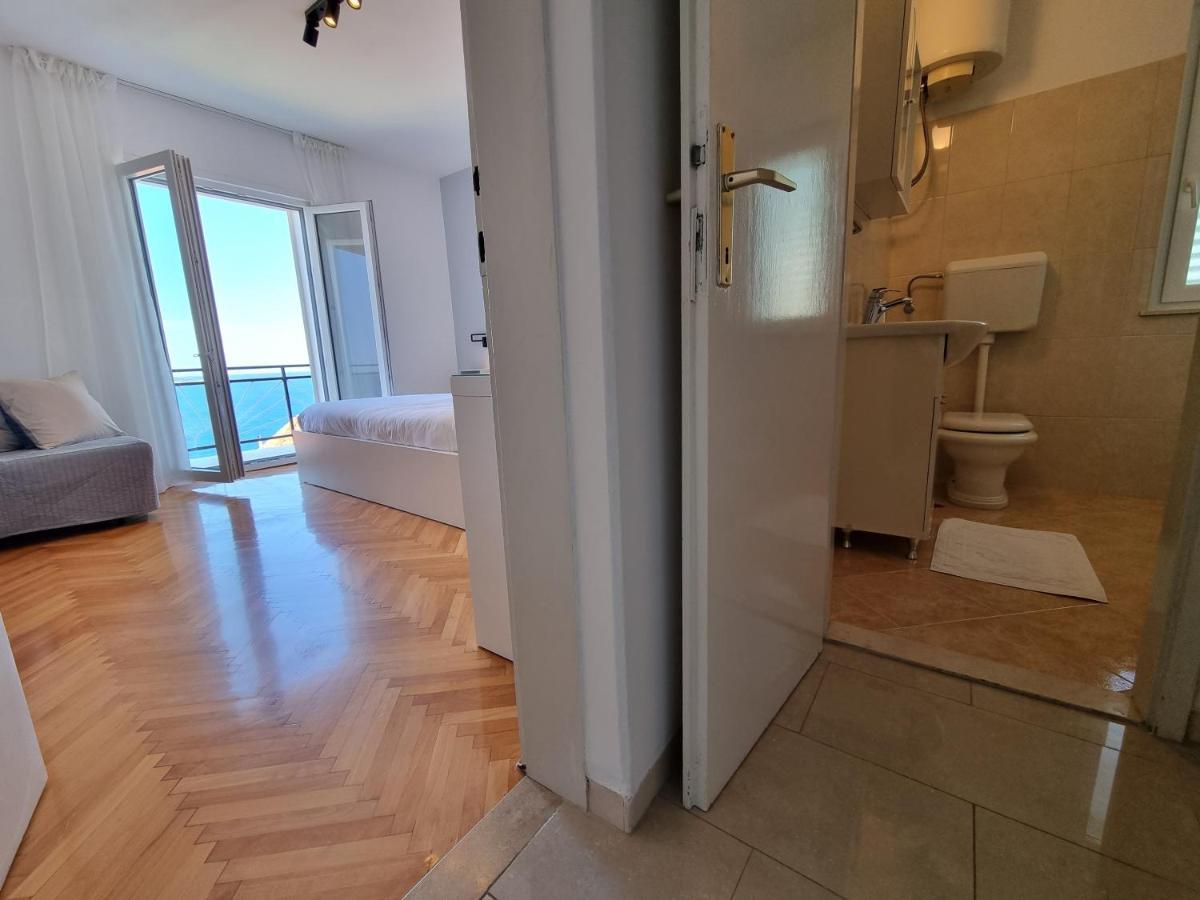 Lonza Apartment *