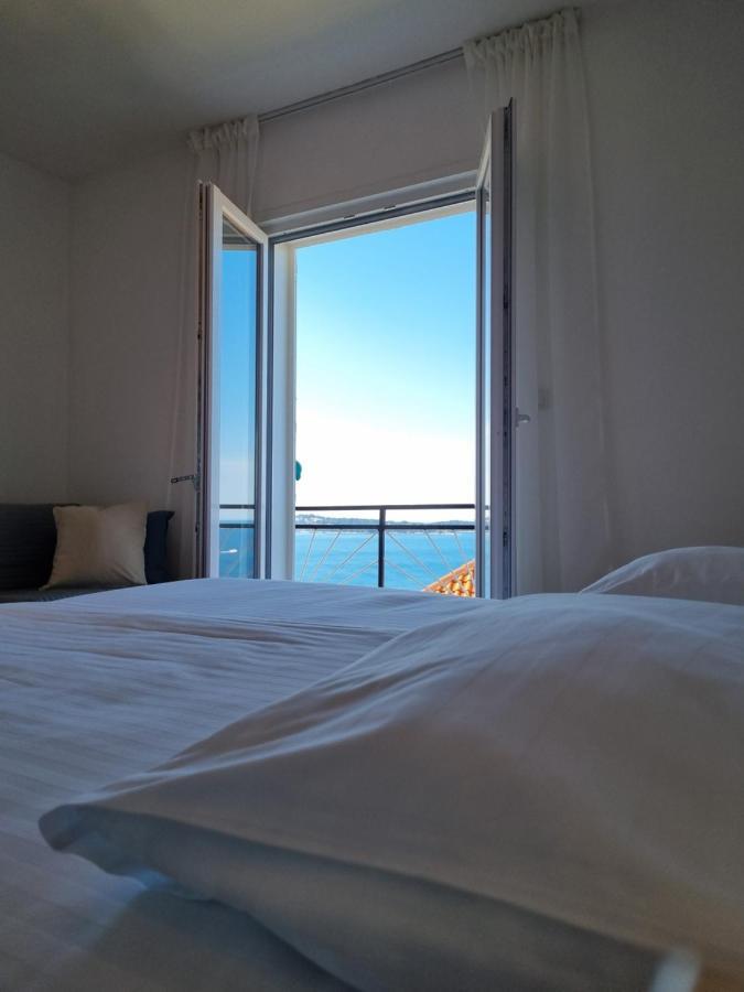 Lonza Apartment