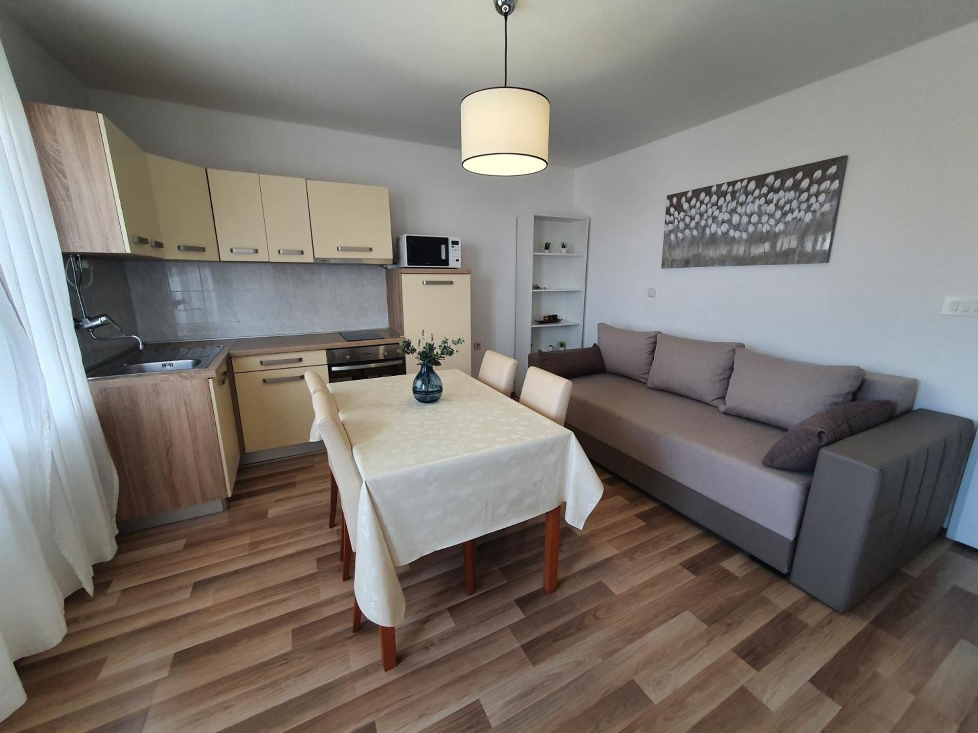 Lonza Apartment *