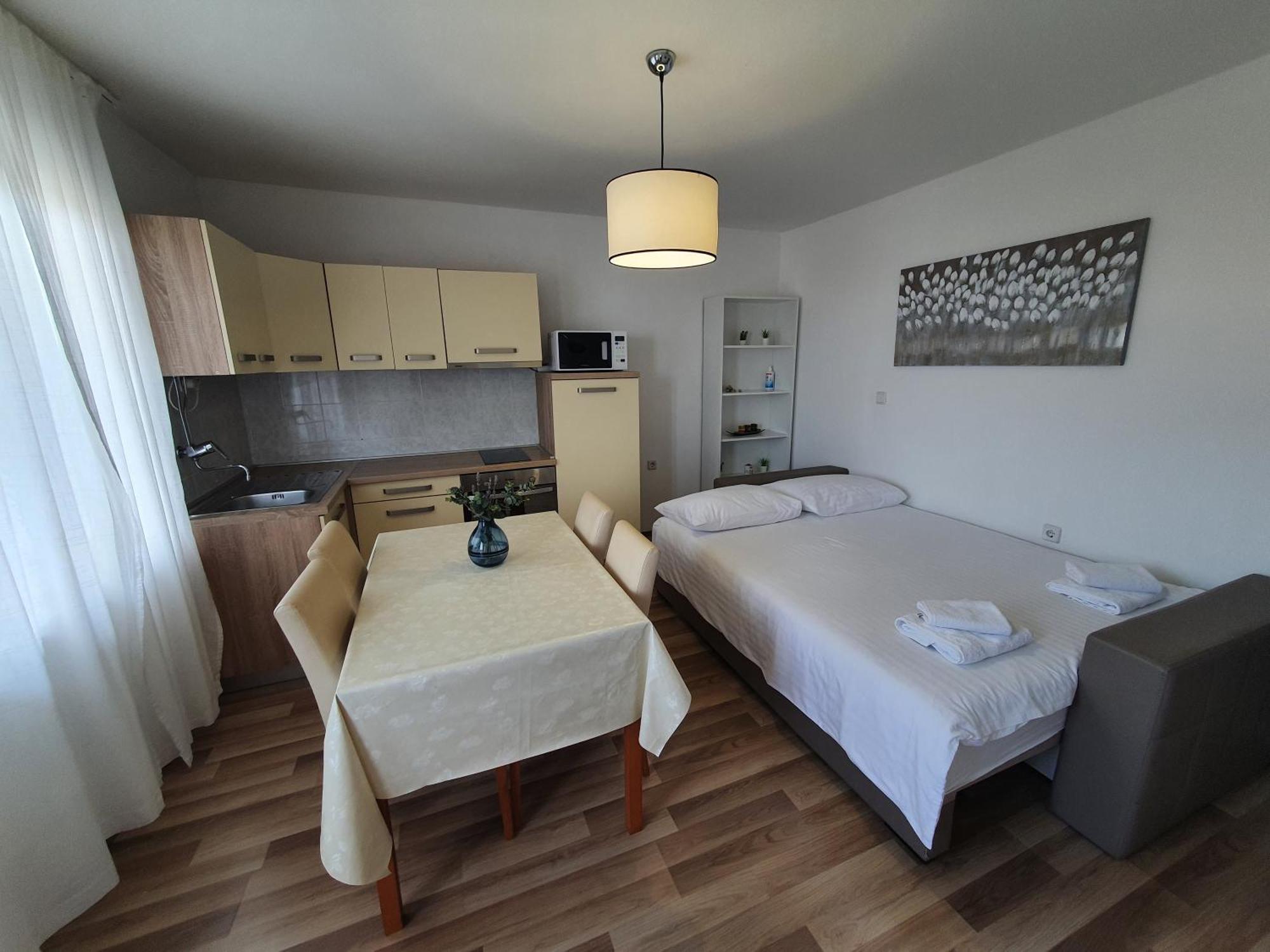 Lonza Apartment Mlini