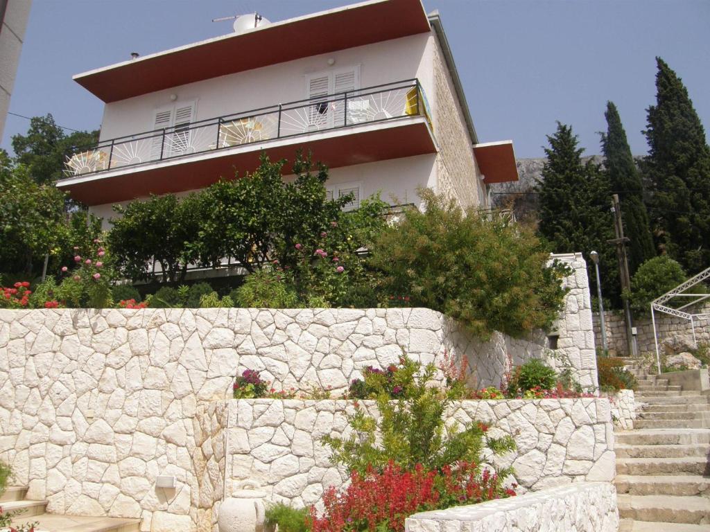 Lonza Apartment Mlini